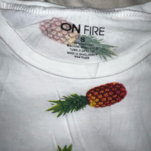 Pineapple Crop top - Picture 3 of 3